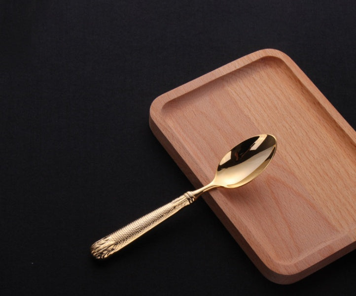 Elevate Your Dining Experience with Our Four-Piece Stainless Steel Cutlery Set